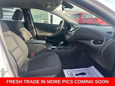 Used 2022 Chevrolet Malibu LT image 7