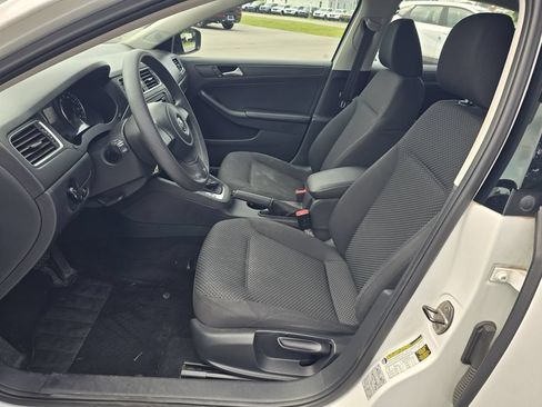 Used 2014 Volkswagen Jetta TDI Value Edition FWD image 12