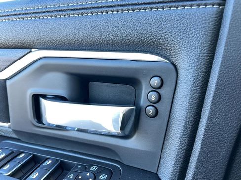 New 2025 RAM 3500 Laramie image 18