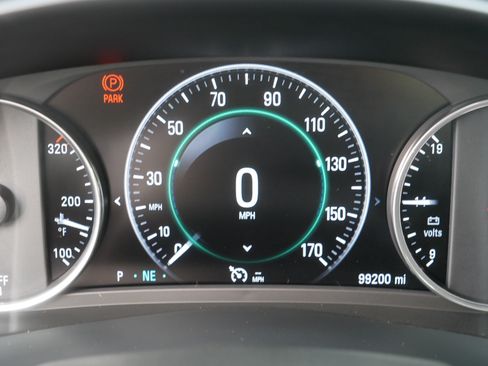 Used 2018 Buick LaCrosse Premium FWD image 21