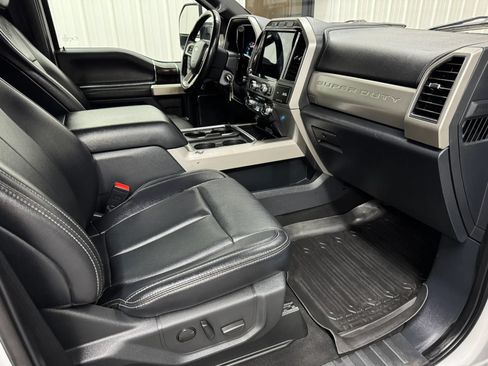 Used 2022 Ford F250 Lariat AWD/4WD image 14