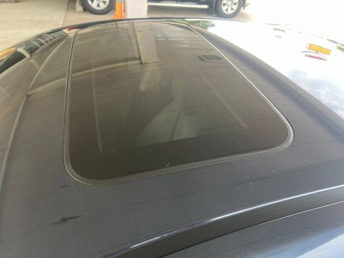 Used 2020 Honda Civic EX-L image 9