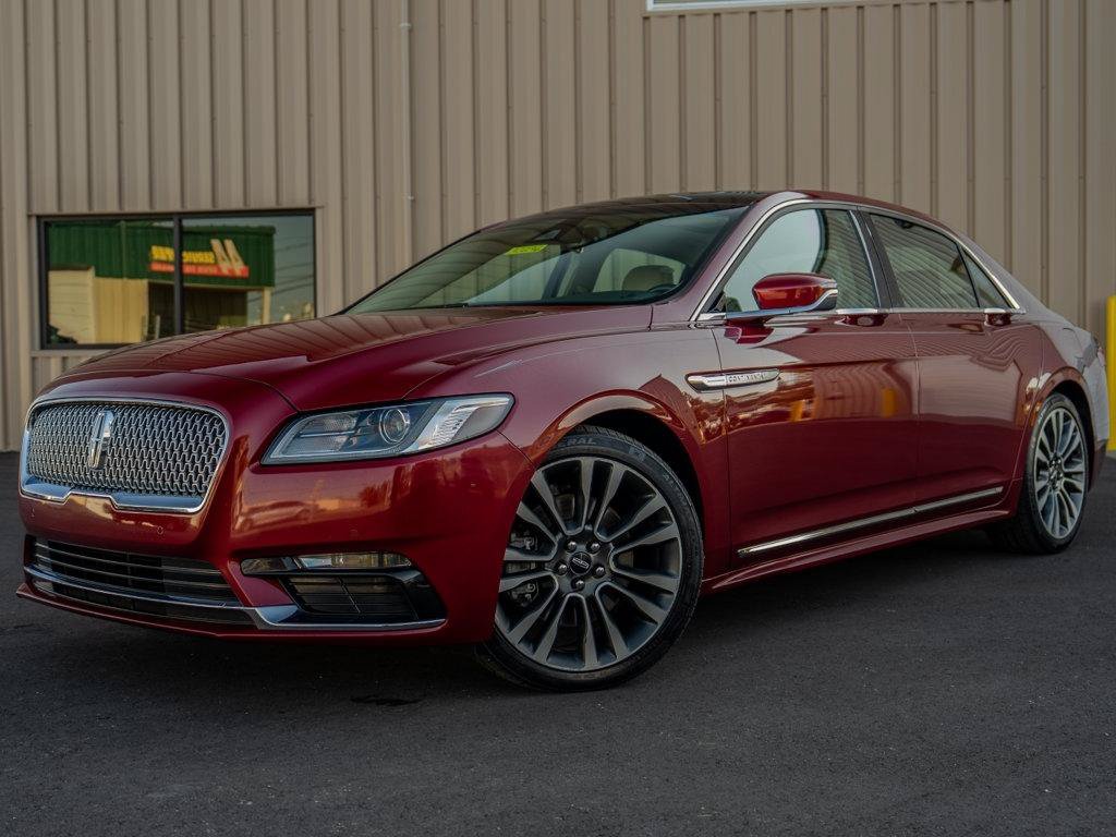 Used 2017 Lincoln Continental Select w/ Climate Package AWD/4WD image 6