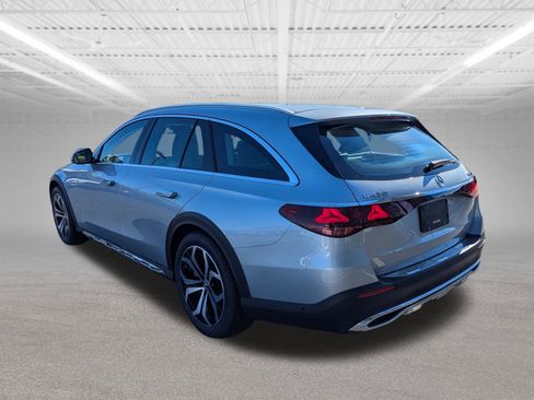 New 2026 Mercedes-Benz E 450 4MATIC All-Terrain Wagon image 4