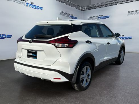 Used 2024 Nissan Kicks S FWD image 5