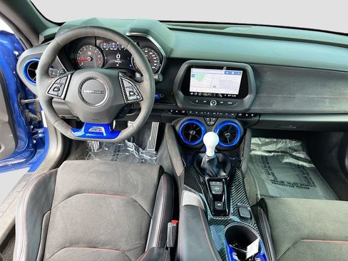 Used 2019 Chevrolet Camaro ZL1 RWD image 23