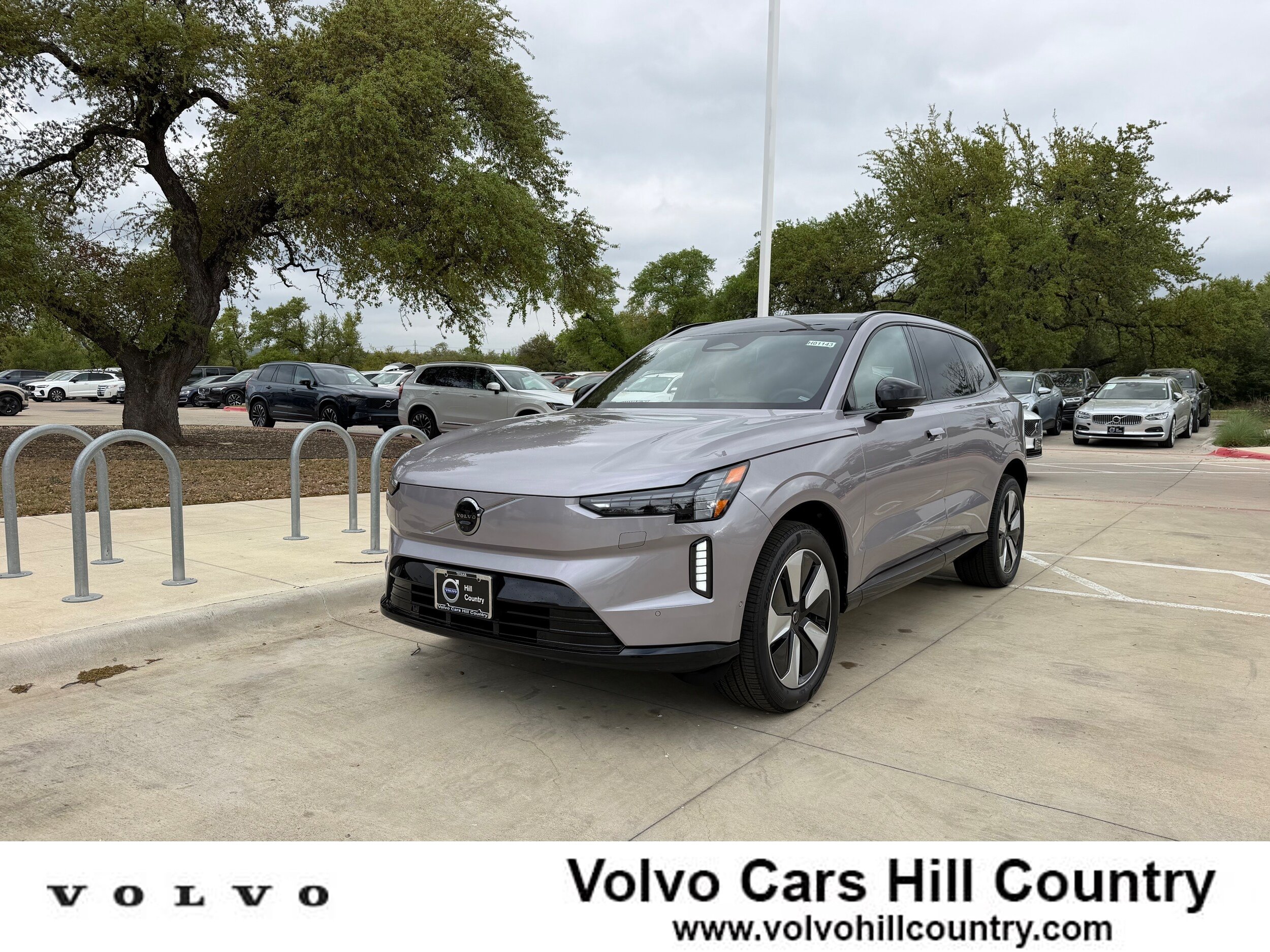 New 2026 Volvo EX90 Plus RWD image 1