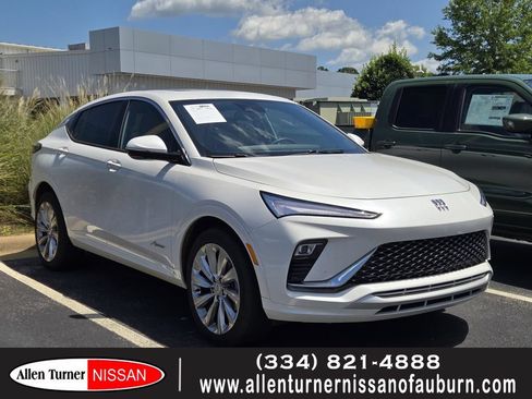 Used 2025 Buick Envista Avenir FWD image 1