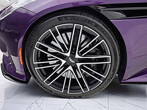 Used 2024 Aston Martin DB12 Coupe RWD image 45