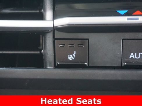 Used 2024 Toyota Sienna XLE w/ XLE Plus Package AWD/4WD image 8