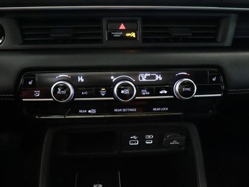 Used 2024 Honda Pilot Touring image 24