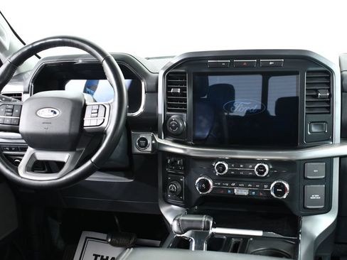 Used 2022 Ford F150 Lariat w/ Equipment Group 501A Mid AWD/4WD image 8
