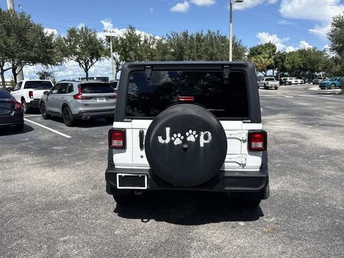 Used 2018 Jeep Wrangler Unlimited Sport S AWD/4WD image 5