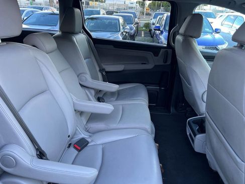 Used 2021 Honda Odyssey EX-L image 8