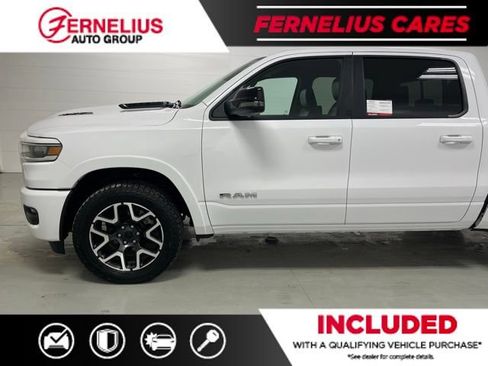 Used 2025 RAM 1500 Laramie w/ Sport Appearance Package AWD/4WD image 4