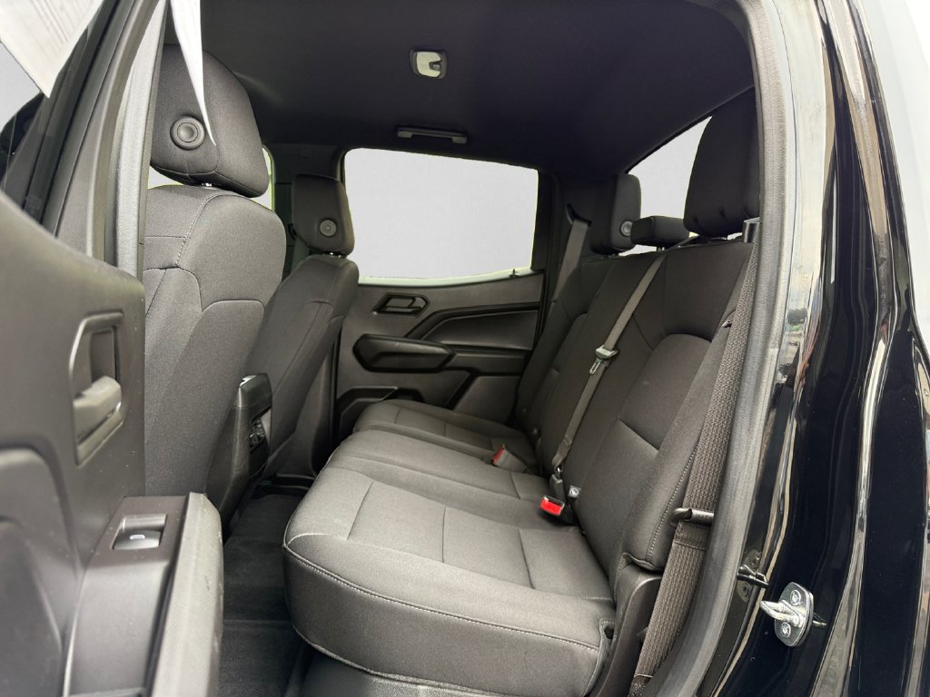 Used 2023 Chevrolet Colorado Trail Boss AWD/4WD image 26