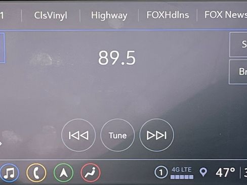 Used 2023 GMC Acadia SLT image 33