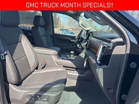 New 2026 GMC Sierra 1500 Denali w/ Denali Reserve Package AWD/4WD image 13