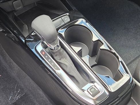 New 2026 Chevrolet Trax LT w/ Sunroof Package image 12