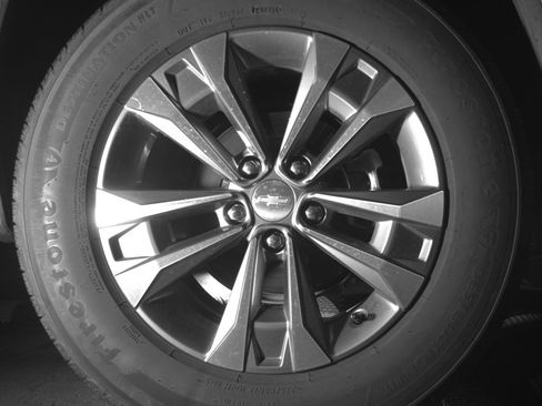 Used 2025 Chevrolet Equinox LT image 12