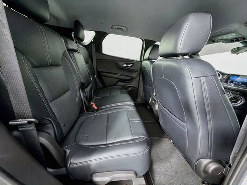 Used 2020 Chevrolet Blazer LT FWD image 28