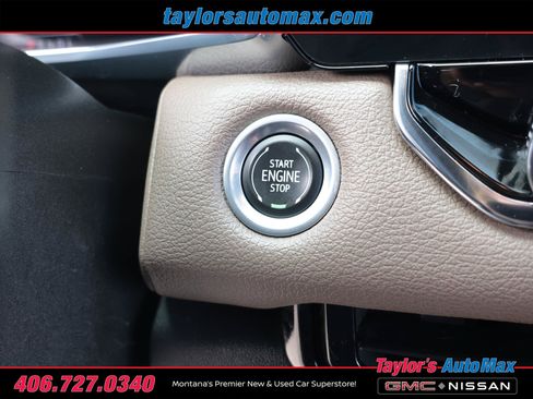 Used 2023 GMC Canyon Denali AWD/4WD image 30