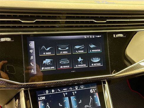 Used 2023 Audi SQ7 Prestige w/ Prestige Package AWD/4WD image 15