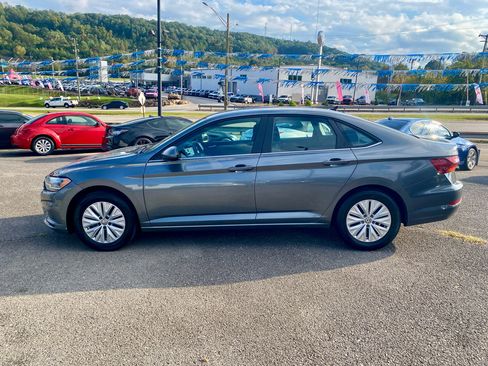 Used 2019 Volkswagen Jetta S image 4