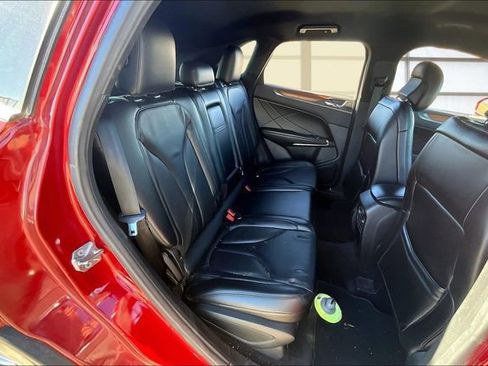 Used 2017 Lincoln MKC Select w/ Select Plus Package image 27