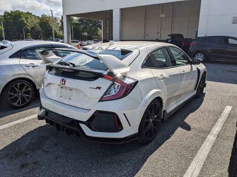 Used 2019 Honda Civic Type R image 18