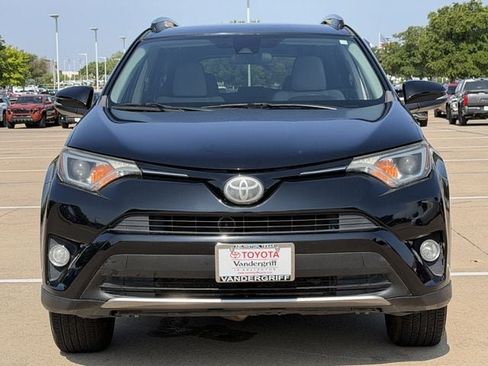 Used 2017 Toyota RAV4 XLE FWD image 8