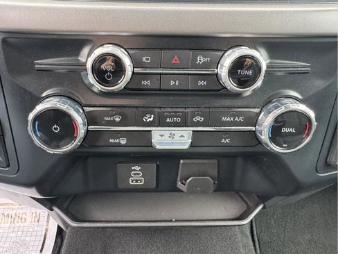 Used 2025 Ford F150 XLT AWD/4WD image 21