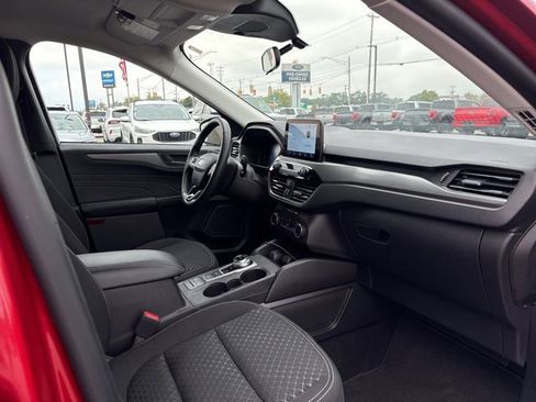Used 2025 Ford Escape Active w/ Cold Weather Package image 10