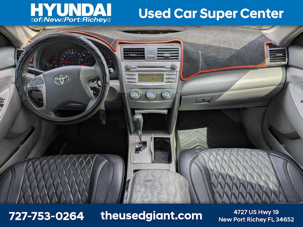Used 2011 Toyota Camry FWD image 11