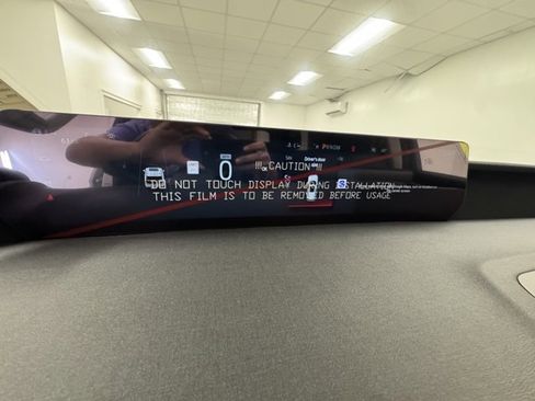 New 2025 Ford Expedition Active image 18