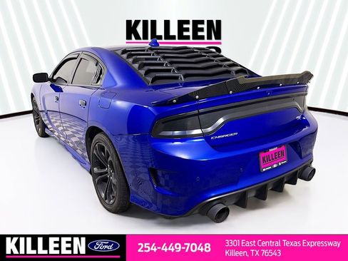Used 2022 Dodge Charger R/T w/ Driver Convenience Group RWD image 6