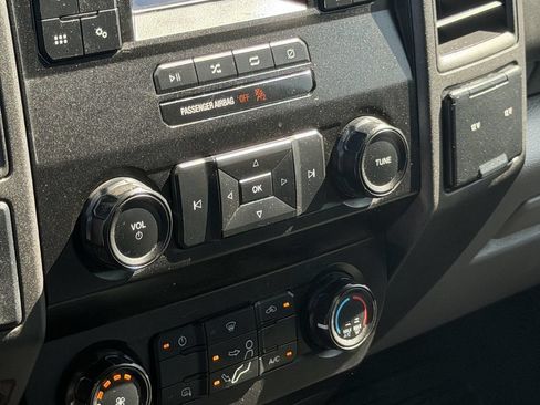 Used 2020 Ford F350 XL w/ Power Equipment Group RWD image 17