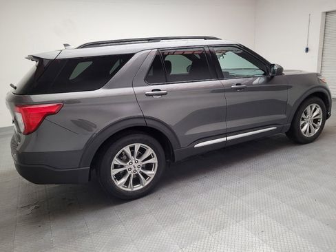 Used 2020 Ford Explorer XLT w/ Equipment Group 202A RWD image 10