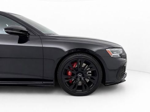 Used 2025 Audi S8 AWD/4WD image 5