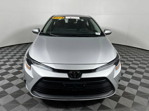 Certified 2024 Toyota Corolla LE FWD image 2