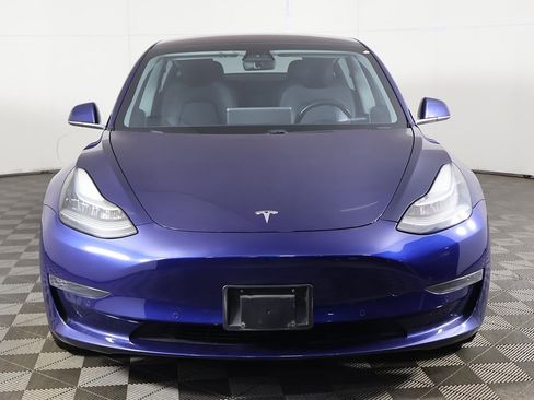 Used 2018 Tesla Model 3 Long Range image 13