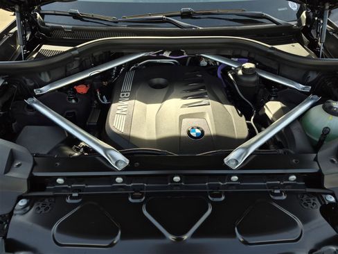 New 2026 BMW X7 xDrive40i w/ Executive Package image 12