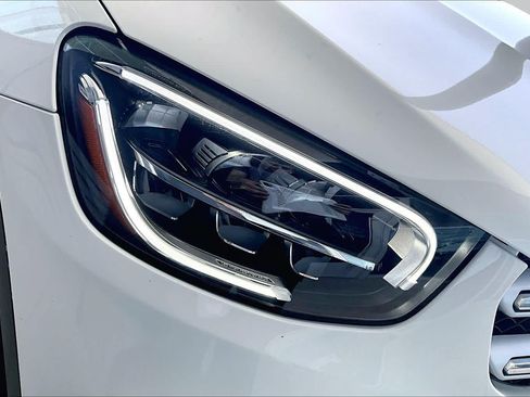 Used 2020 Mercedes-Benz GLC 300 image 24
