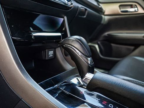 Used 2016 Honda Accord Sport image 24