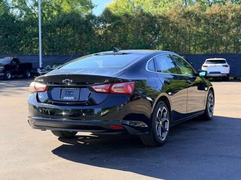 Used 2022 Chevrolet Malibu LT w/ Leather Package FWD image 5