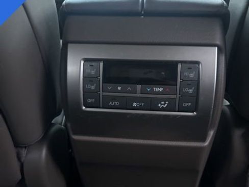 Used 2019 Lexus GX 460 image 19