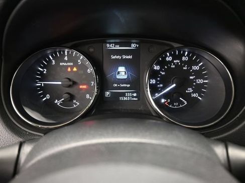 Used 2017 Nissan Rogue SV AWD/4WD image 3