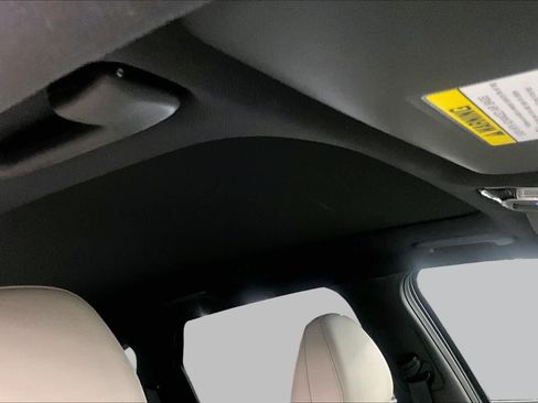 Used 2025 Hyundai Tucson Limited AWD/4WD image 13