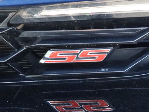 Used 2019 Chevrolet Camaro SS RWD image 20