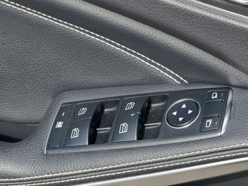 Used 2019 Mercedes-Benz GLA 250 4MATIC image 27